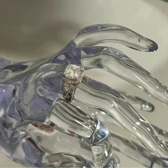 FREE 🆕 Piatella ring, 2 carat cushion square cut, side accents, 14k white gold… - Picture 6 of 15